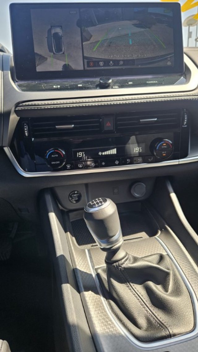NISSAN Qashqai usata, con Volante in pelle