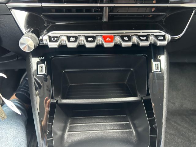 PEUGEOT 2008 usata, con Fendinebbia