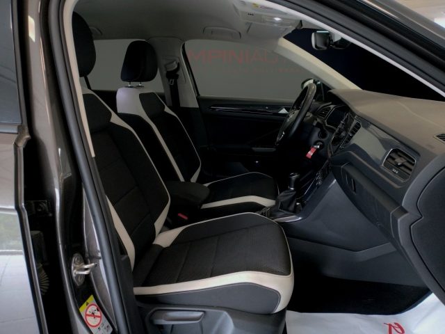 VOLKSWAGEN T-Roc usata 17