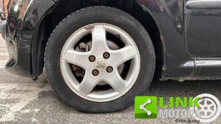 PEUGEOT 107 usata, con Alzacristalli elettrici
