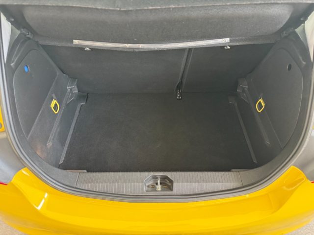OPEL Corsa usata, con Controllo trazione