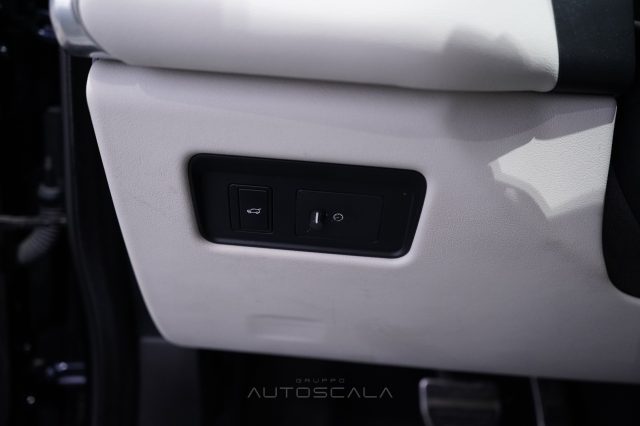 JAGUAR F-Pace usata, con Sistema di navigazione