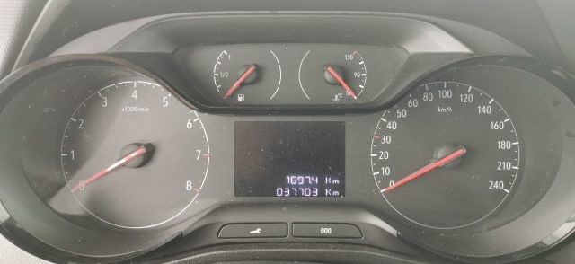 OPEL Crossland X usata, con Cronologia tagliandi