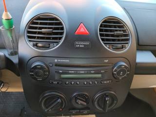 VOLKSWAGEN New Beetle usata, con Climatizzatore