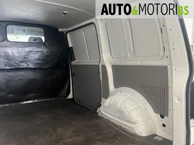 VOLKSWAGEN Transporter usata, con Autoradio digitale