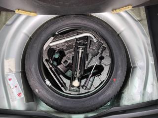 VOLKSWAGEN Golf usata, con Airbag testa