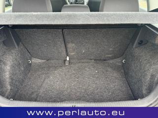 VOLKSWAGEN Polo usata, con USB