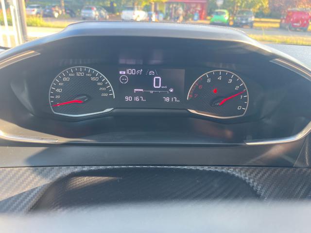 PEUGEOT 208 usata, con Autoradio