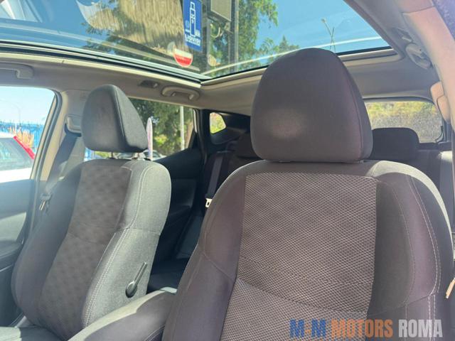 NISSAN Qashqai usata, con Fari Xenon
