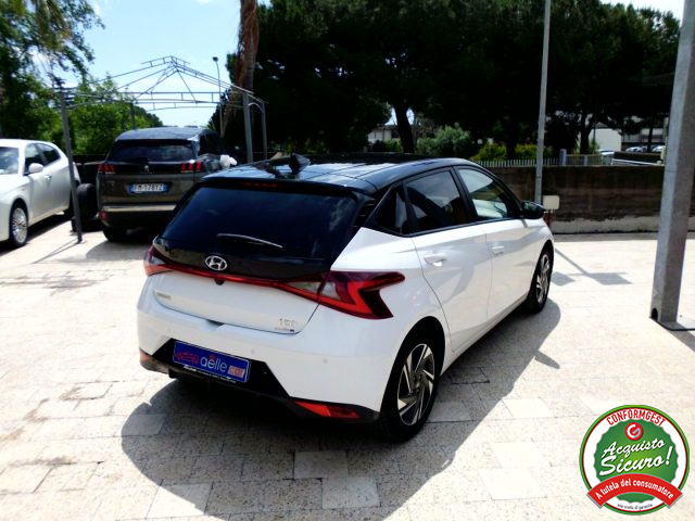 HYUNDAI i20 usata, con Autoradio