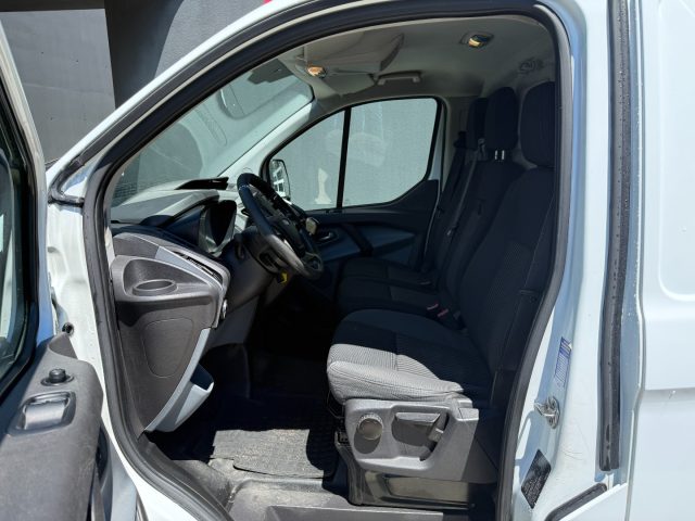 FORD Transit Custom usata, con Autoradio