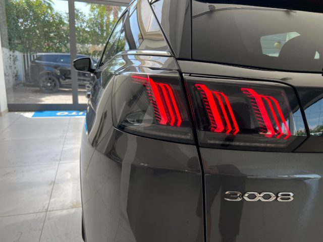 PEUGEOT 3008 usata, con Autoradio