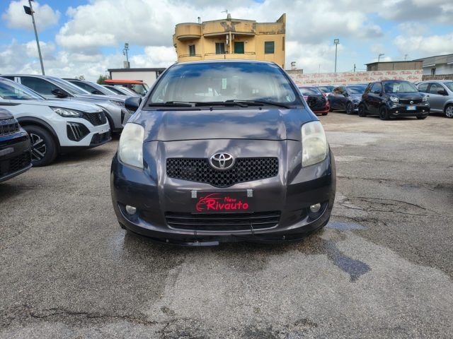 TOYOTA Yaris usata, con Airbag laterali