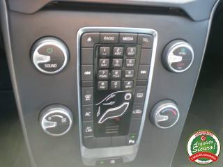 VOLVO V40 Cross Country usata, con Airbag testa