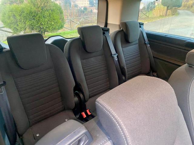 FORD Tourneo Custom usata 23