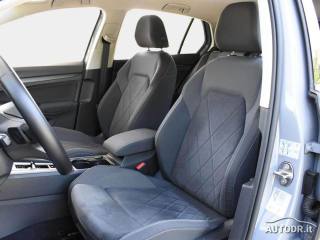 VOLKSWAGEN Golf usata, con Fari LED