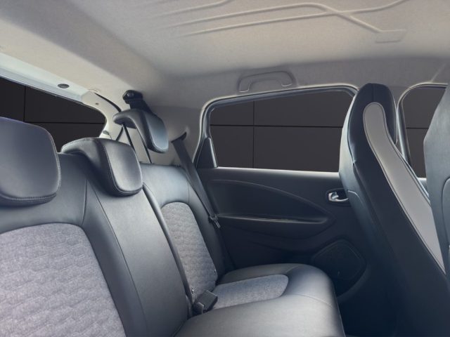 RENAULT ZOE usata, con Volante multifunzione