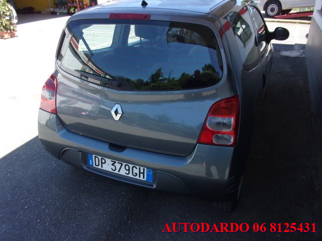 RENAULT Twingo usata, con Airbag