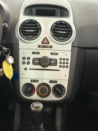 OPEL Corsa usata 10