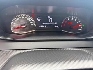 PEUGEOT 208 usata, con USB