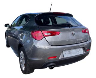 ALFA ROMEO Giulietta usata, con Autoradio