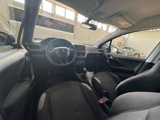 PEUGEOT 208 usata, con Sensore di luce