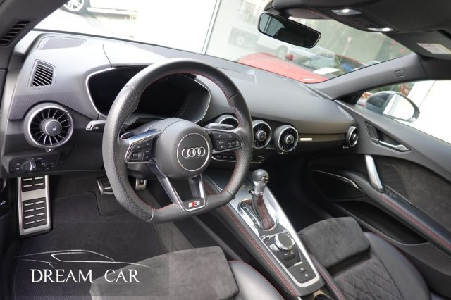 AUDI TT usata, con Boardcomputer