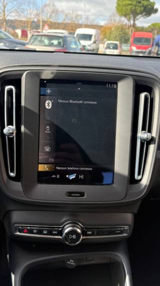 VOLVO XC40 usata, con Fari LED