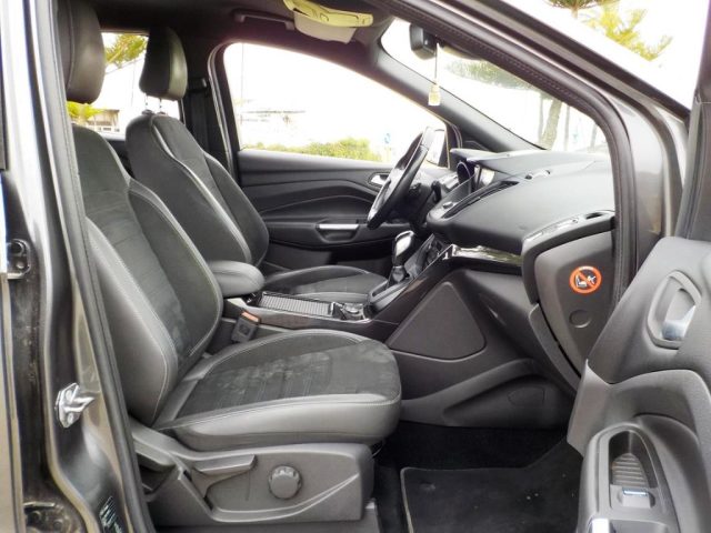 FORD Kuga usata, con Sensore di luce