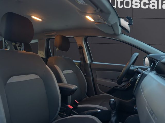 DACIA Duster usata 17