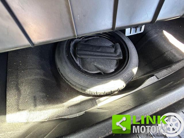 HYUNDAI iX20 usata, con Park Distance Control