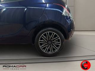 LANCIA Ypsilon usata, con ESP