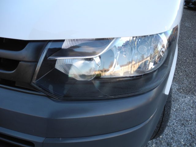VOLKSWAGEN T5 usata 62