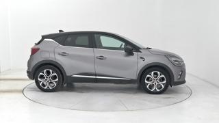 RENAULT Captur usata, con Autoradio