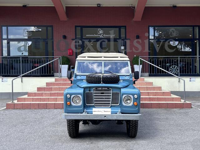 LAND ROVER Defender usata 1