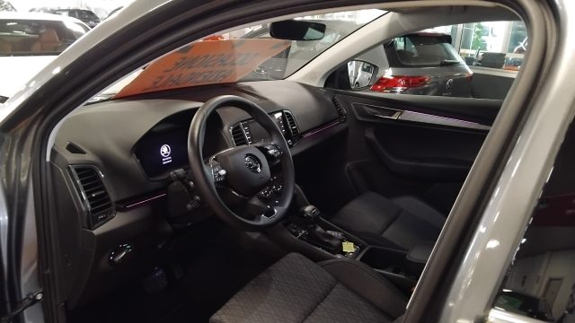 SKODA Karoq usata, con Bluetooth