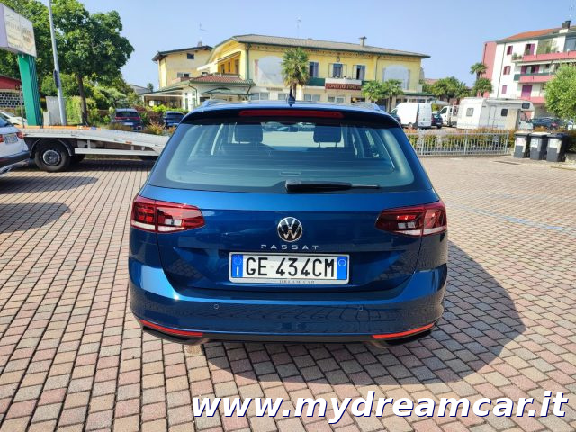 VOLKSWAGEN Passat Variant usata 33