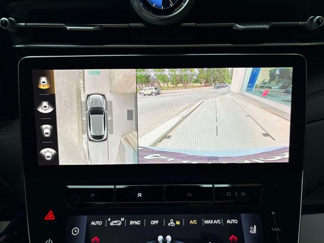 MASERATI Grecale usata, con Interni in pelle