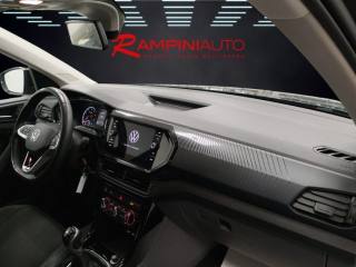 VOLKSWAGEN T-Cross usata 18