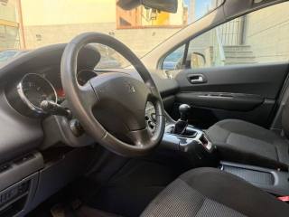 PEUGEOT 5008 usata, con Cerchi in lega