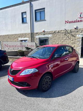 LANCIA Ypsilon usata, con Isofix