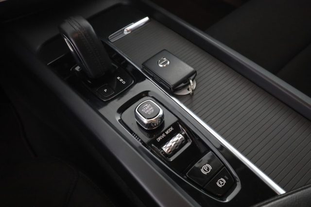 VOLVO XC60 usata 12