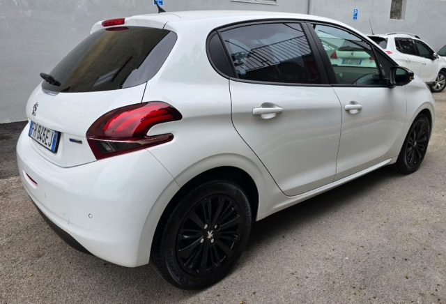 PEUGEOT 208 usata, con Cronologia tagliandi