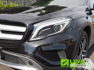 MERCEDES-BENZ GLA 200 usata 36
