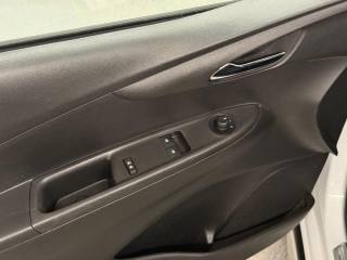 OPEL Karl usata, con Autoradio