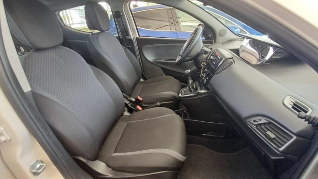 LANCIA Ypsilon usata, con Immobilizzatore elettronico