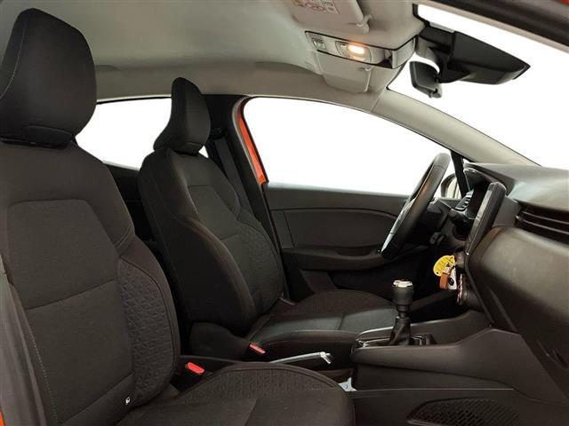 RENAULT Clio usata, con Fari LED