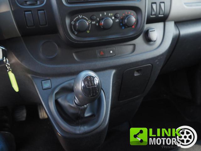 RENAULT Trafic usata 12