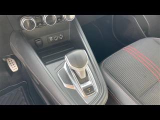 RENAULT Captur usata, con Volante in pelle