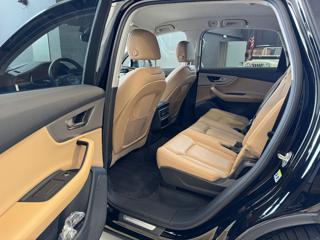 AUDI Q7 usata, con Controllo automatico clima